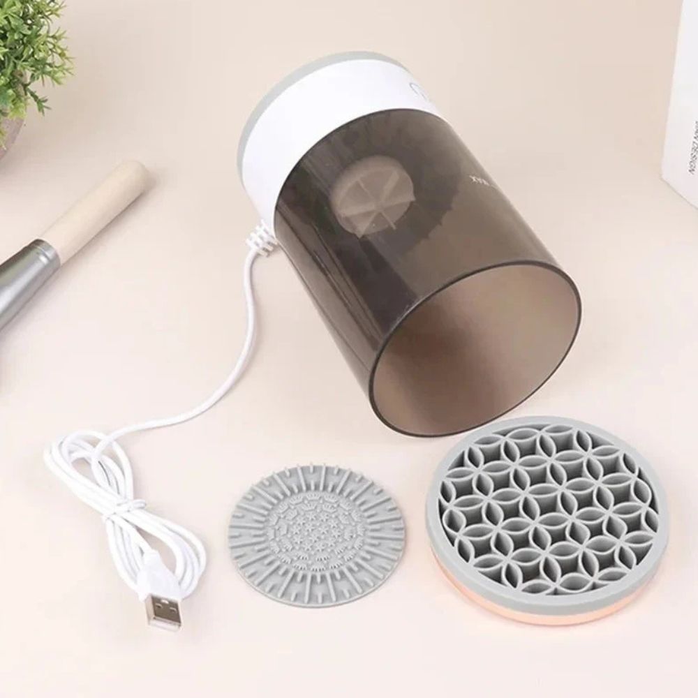 Electric Makeup Brush Cleaner-BiaZaib store